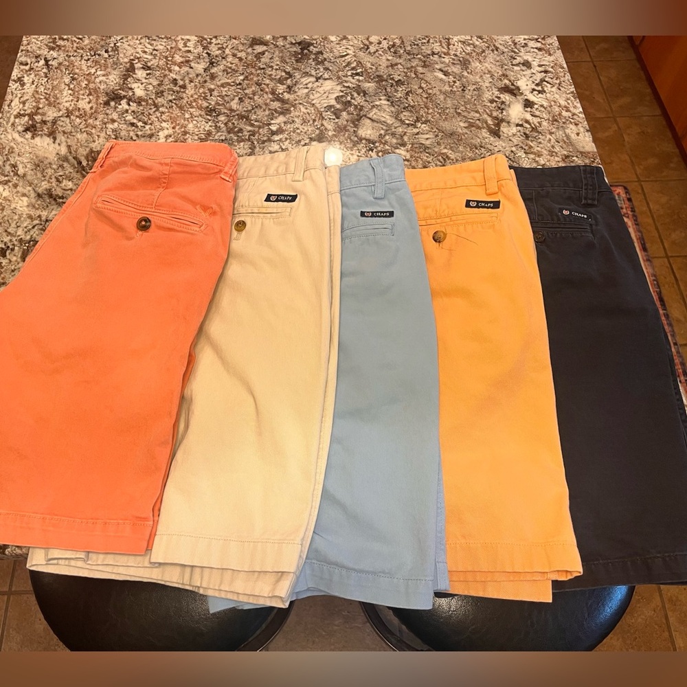Lot of 5 Men’s Chino Shorts 4 Chaps and 1 American Eagle